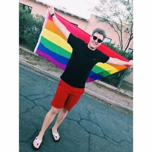 Meet your Posher, Evan